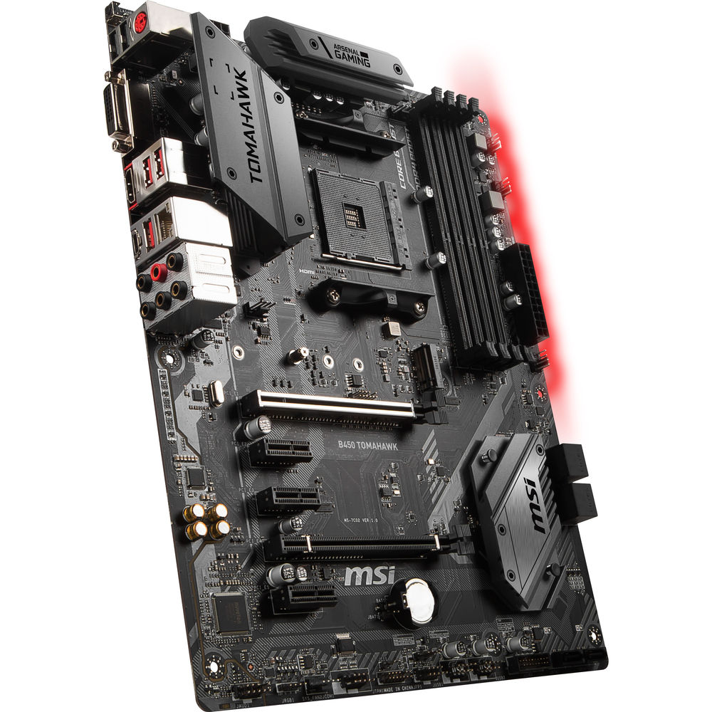 B450 Tomahawk motherboard